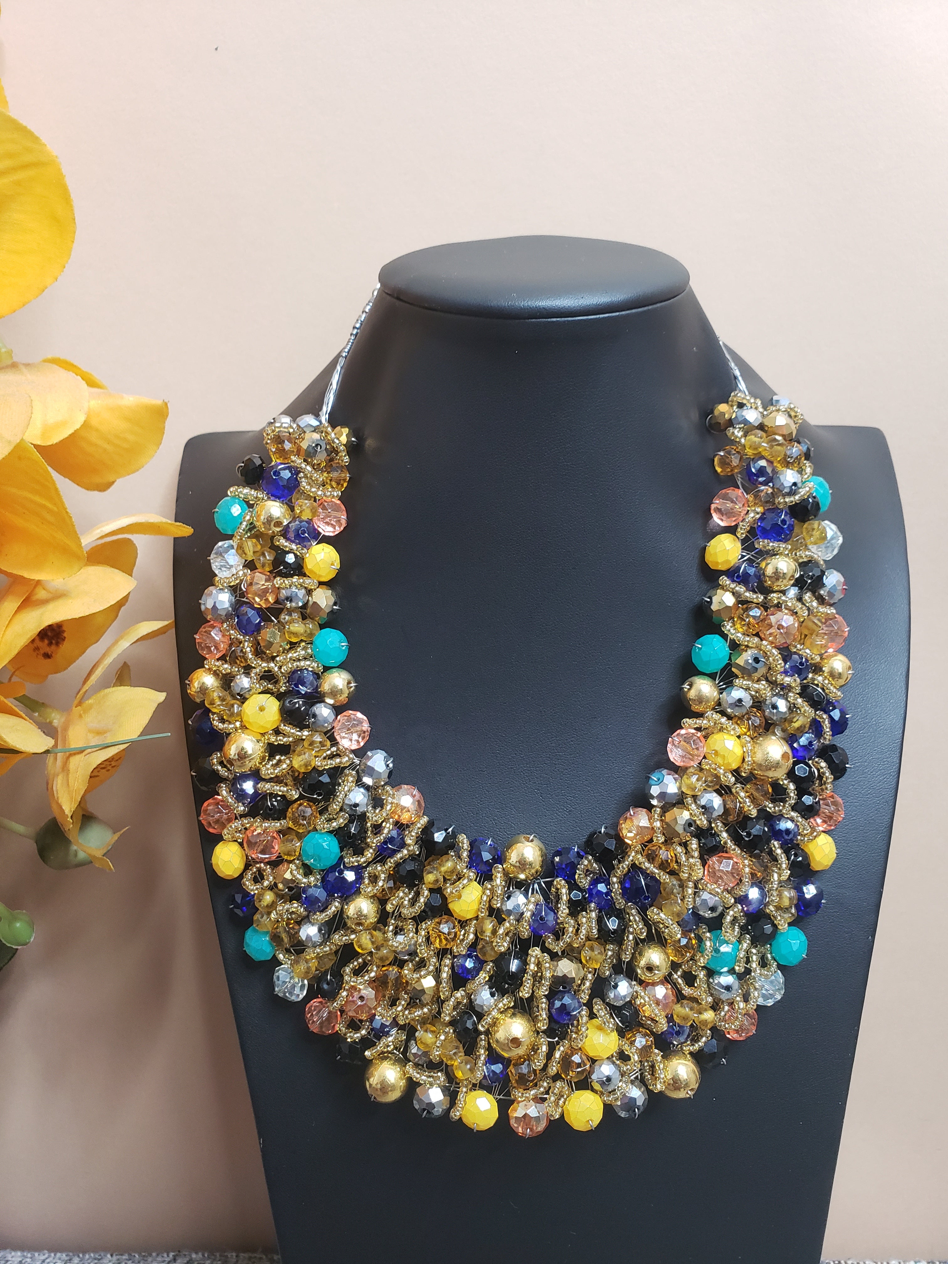 Statement Piece NeckCANDY